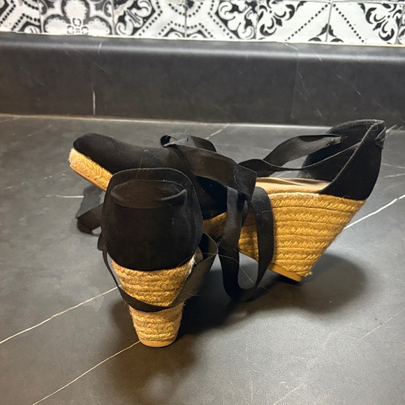 Old Navy Black and Tan Lace-Up Espadrilles - Picture 2 of 3